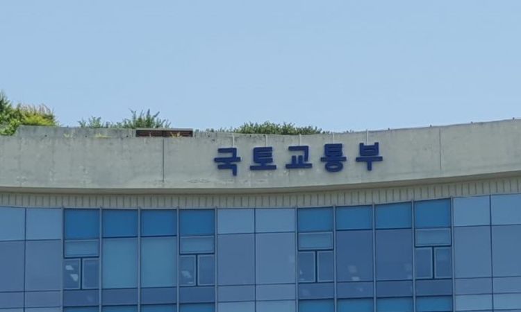 국토교통부, 차량 수출 넘어 운영·유지관리까지··· 케이(K)-철도 해외진출 다각화