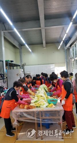 부산 동구 여성자원봉사회 사랑의 김장 나눔 행사