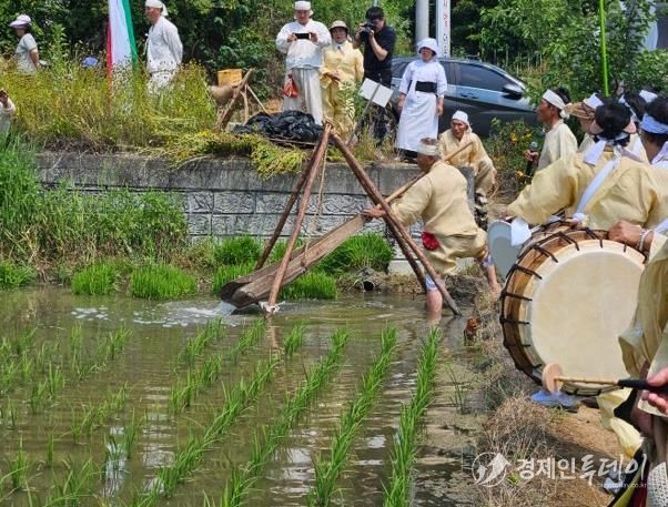 지역 전통농요의 만남 '안동저전동농요 교류공연' 개최