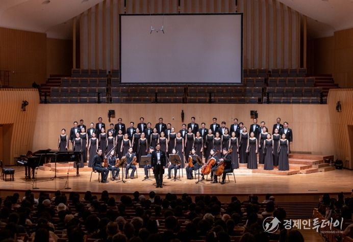 인천시립합창단 공연 사진