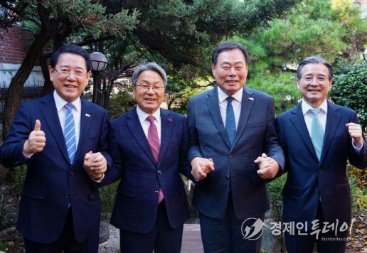 4자 사전협의에 참석한 김영록 전남지사, 강기정 광주시장, 김산 무안군수, 김용범 대통령실 정책실장