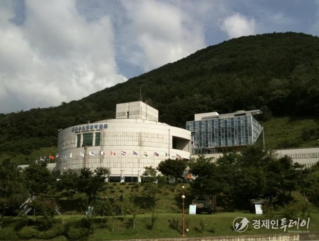 동두천시 자유수호평화박물관, 제3회 이호왕 박사 기념 청소년 미술대전 시상식 개최