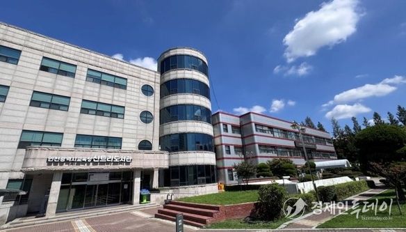 인천광역시교육청신트리도서관