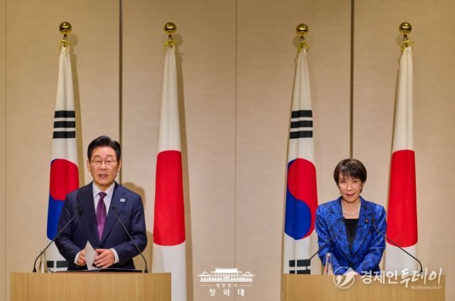 한·일 정상 공동언론발표(청와대)